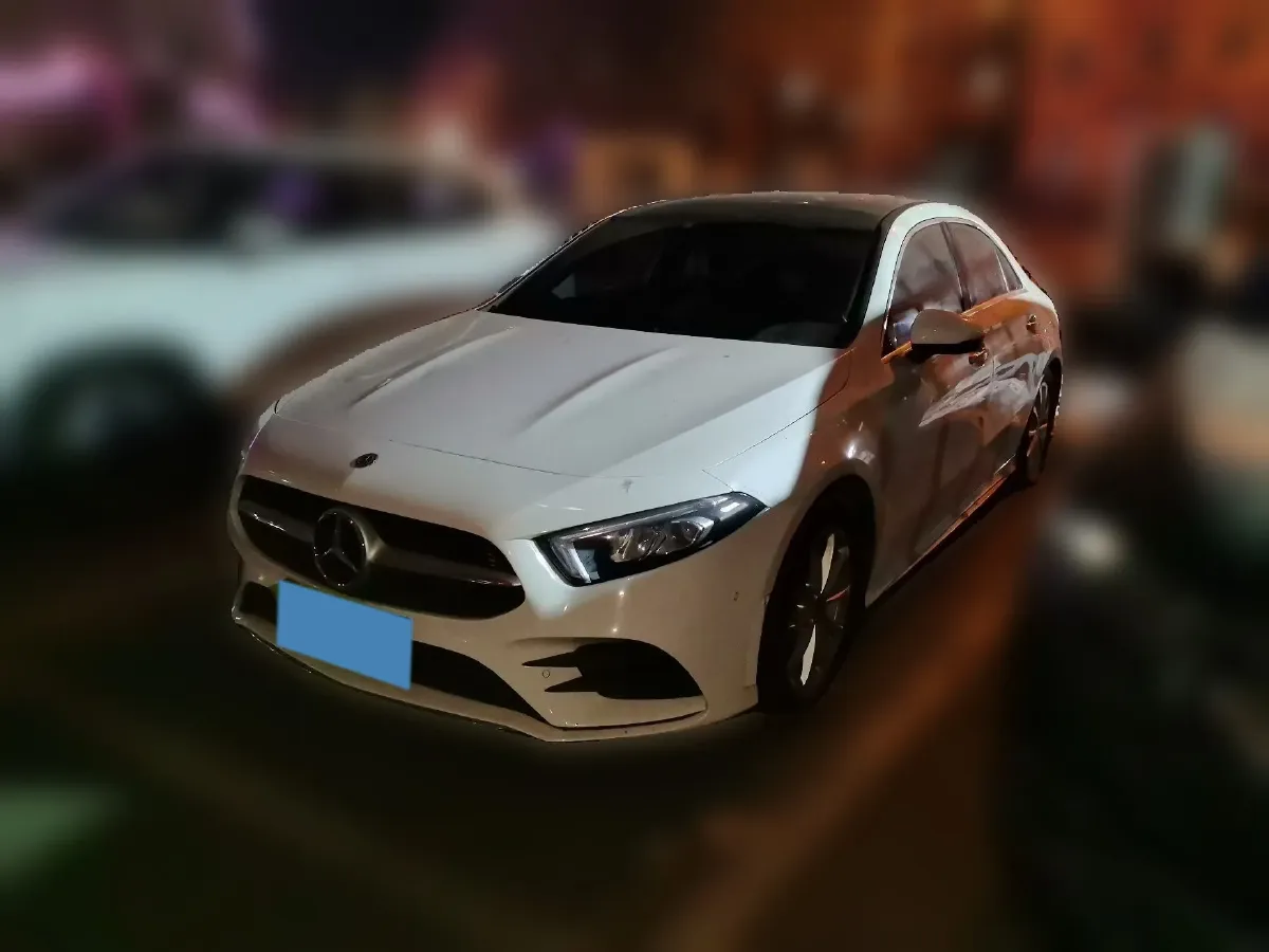 2020 Mercedes-Benz A Class 1.3T 163HP L4 7DCT,autocango,china used car exporter,china ev exporter,chinese used car exporter,chinese used ev exporter