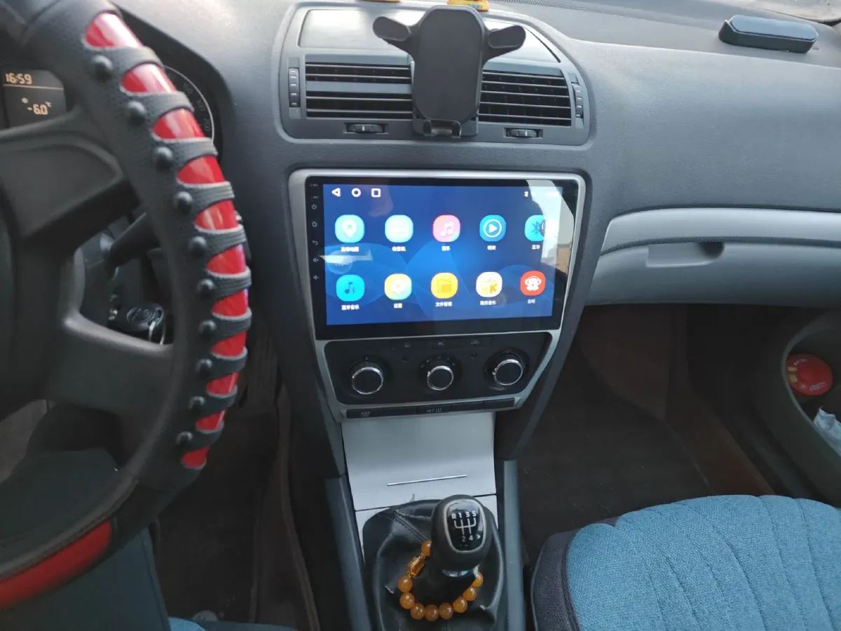 2014 Skoda Octavia 1.6L 105HP L4 5MT,autocango,china used car exporter,china ev exporter,chinese used car exporter,chinese used ev exporter