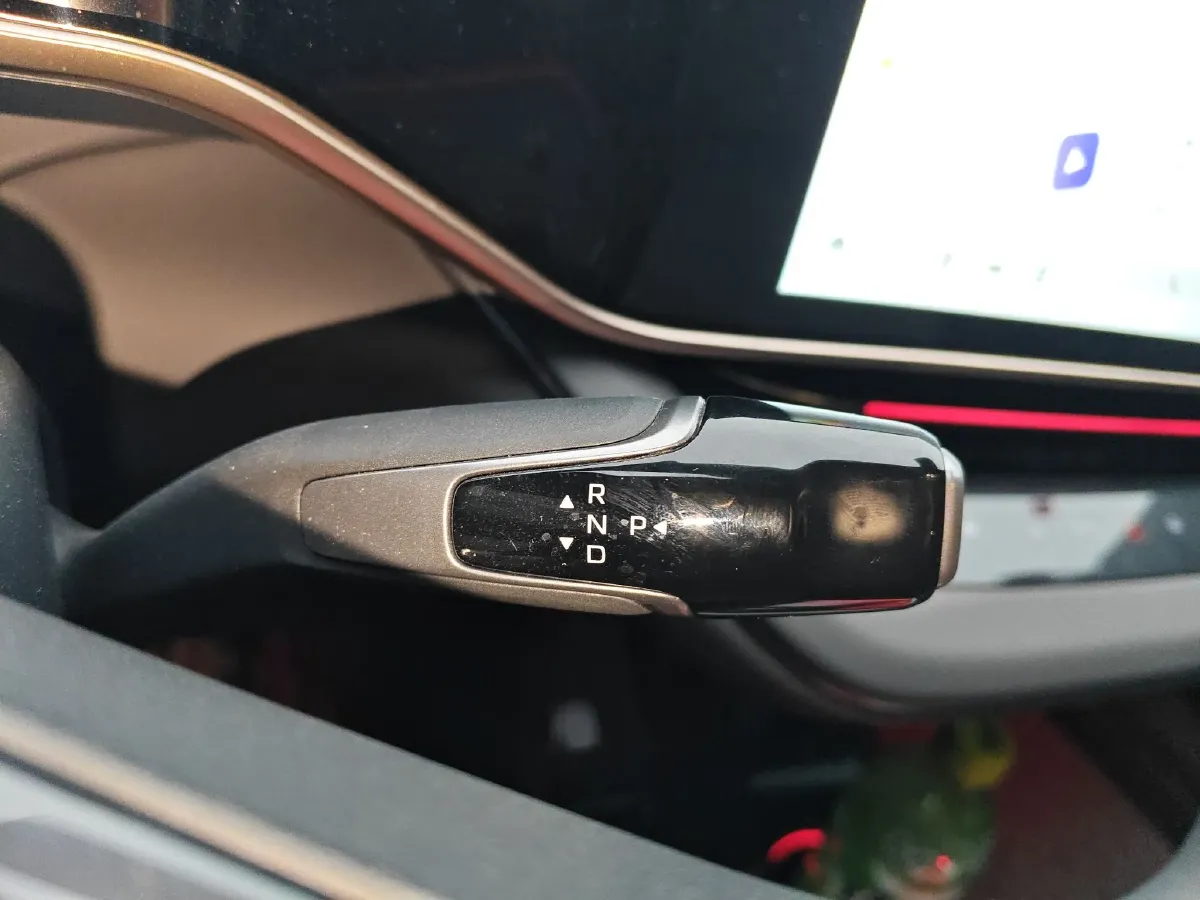 2024 HongQi EH7 BEV 75KWH,autocango,china used car exporter,china ev exporter,chinese used car exporter,chinese used ev exporter