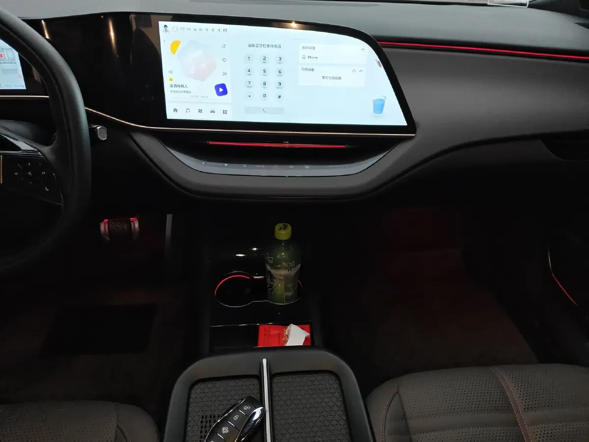 2024 HongQi EH7 BEV 75KWH,autocango,china used car exporter,china ev exporter,chinese used car exporter,chinese used ev exporter