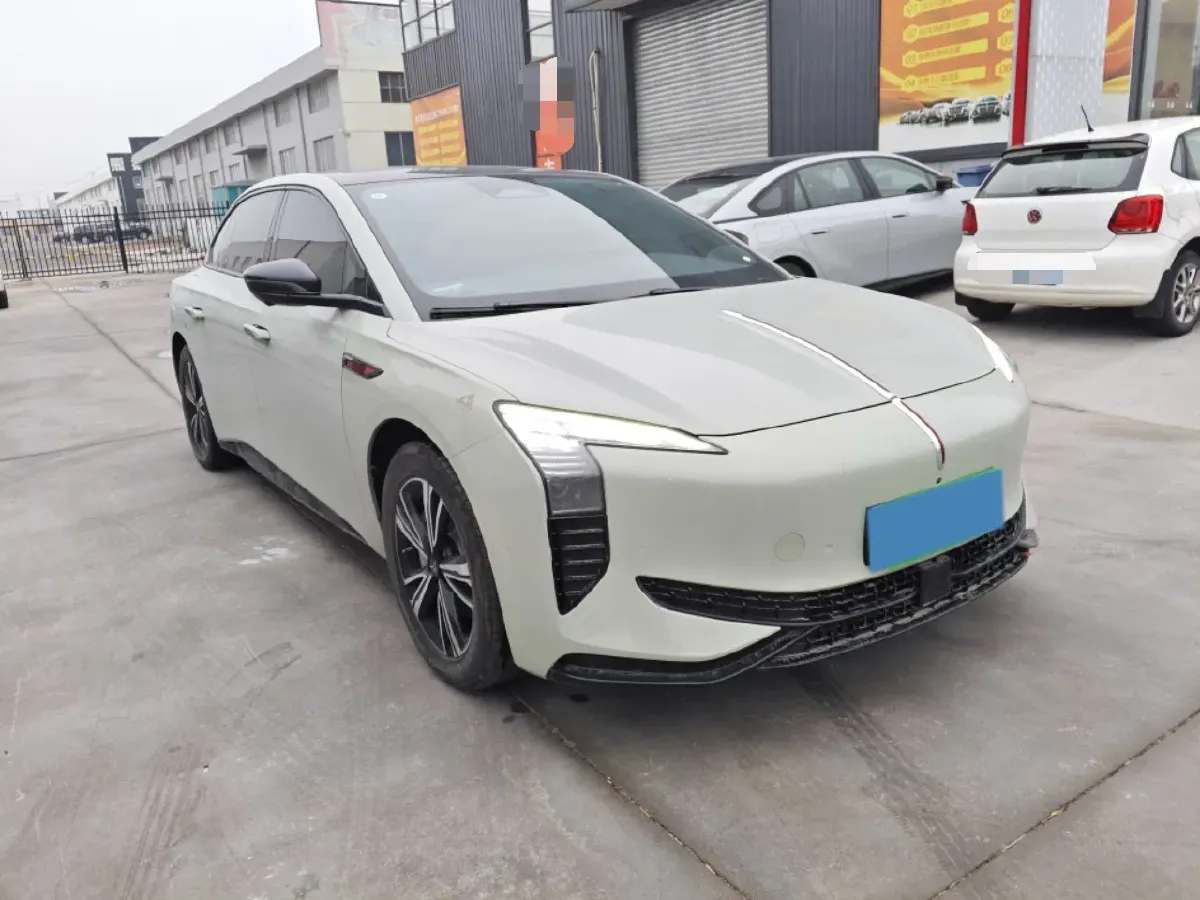 2024 HongQi EH7 BEV 75KWH,autocango,china used car exporter,china ev exporter,chinese used car exporter,chinese used ev exporter