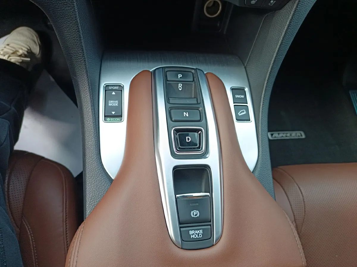 2020 Honda Avancier 2.0T 272HP L4 9AT,autocango,china used car exporter,china ev exporter,chinese used car exporter,chinese used ev exporter