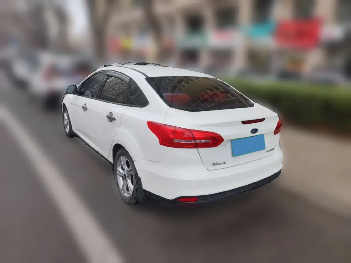 2017 Ford Focus 1.6L 125HP L4 6DCT,autocango,china used car exporter,china ev exporter,chinese used car exporter,chinese used ev exporter