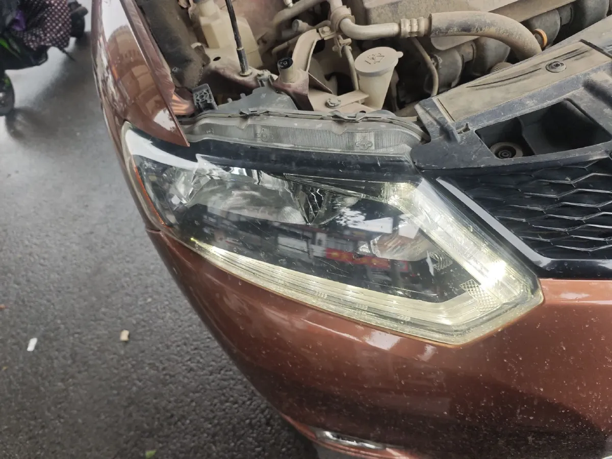 2014 Nissan X-Trail 2.0L 150HP L4 CVT,autocango,china used car exporter,china ev exporter,chinese used car exporter,chinese used ev exporter