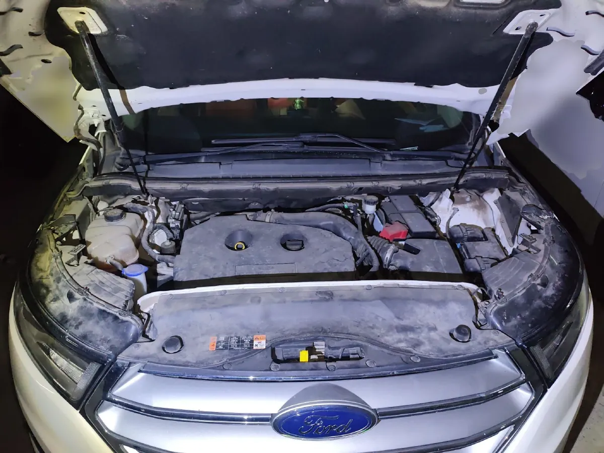 2018 Ford Edge 2.0T 245HP L4 6AT,autocango,china used car exporter,china ev exporter,chinese used car exporter,chinese used ev exporter