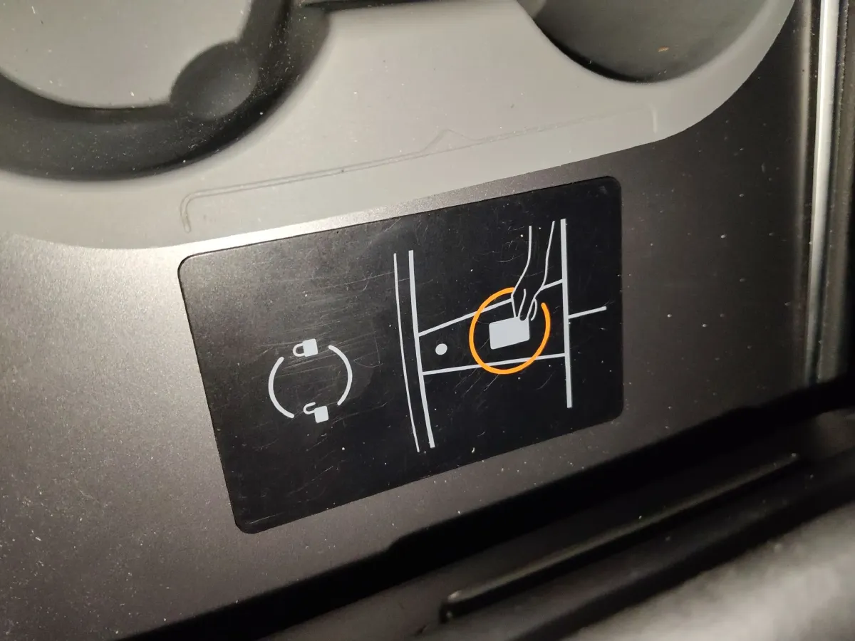 2021 Tesla Model 3 BEV 55KWH,autocango,china used car exporter,china ev exporter,chinese used car exporter,chinese used ev exporter