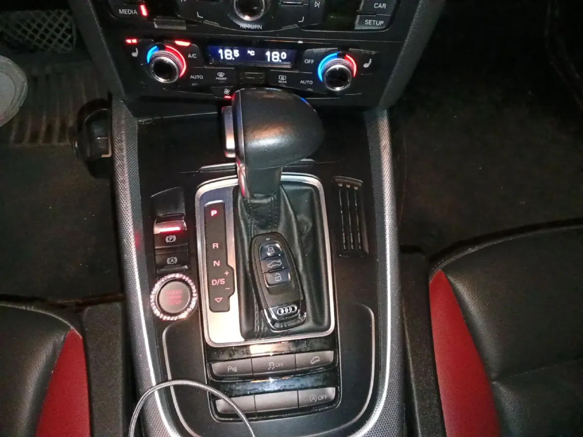 2017 Audi Q5 2.0T 230HP L4 8AT,autocango,china used car exporter,china ev exporter,chinese used car exporter,chinese used ev exporter