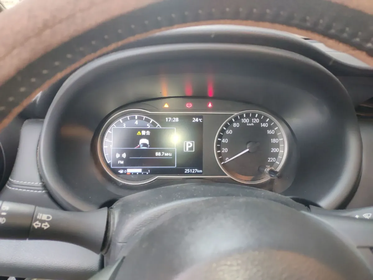 2018 Nissan Kicks 1.5L 124HP L4 CVT,autocango,china used car exporter,china ev exporter,chinese used car exporter,chinese used ev exporter