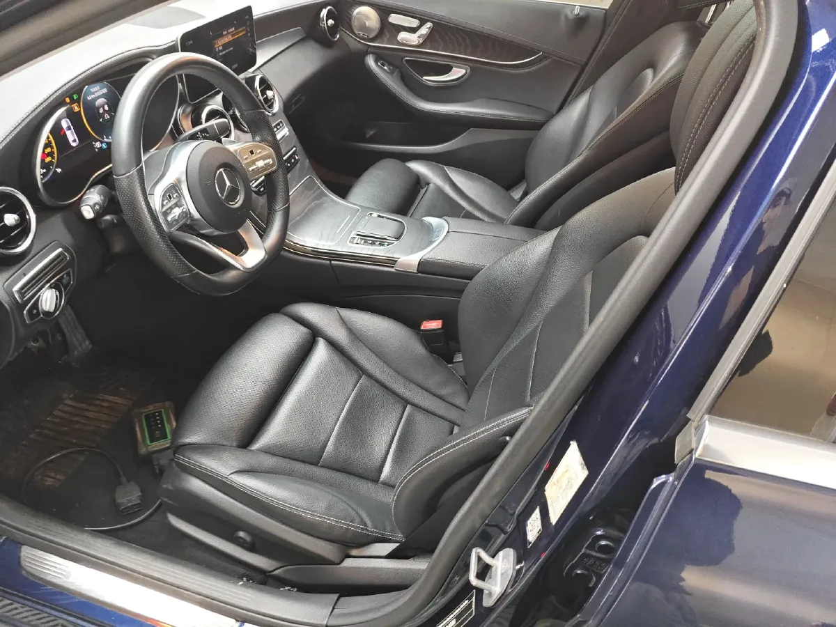 2020 Mercedes-Benz C Class 1.5T 184HP L4 9AT,autocango,china used car exporter,china ev exporter,chinese used car exporter,chinese used ev exporter