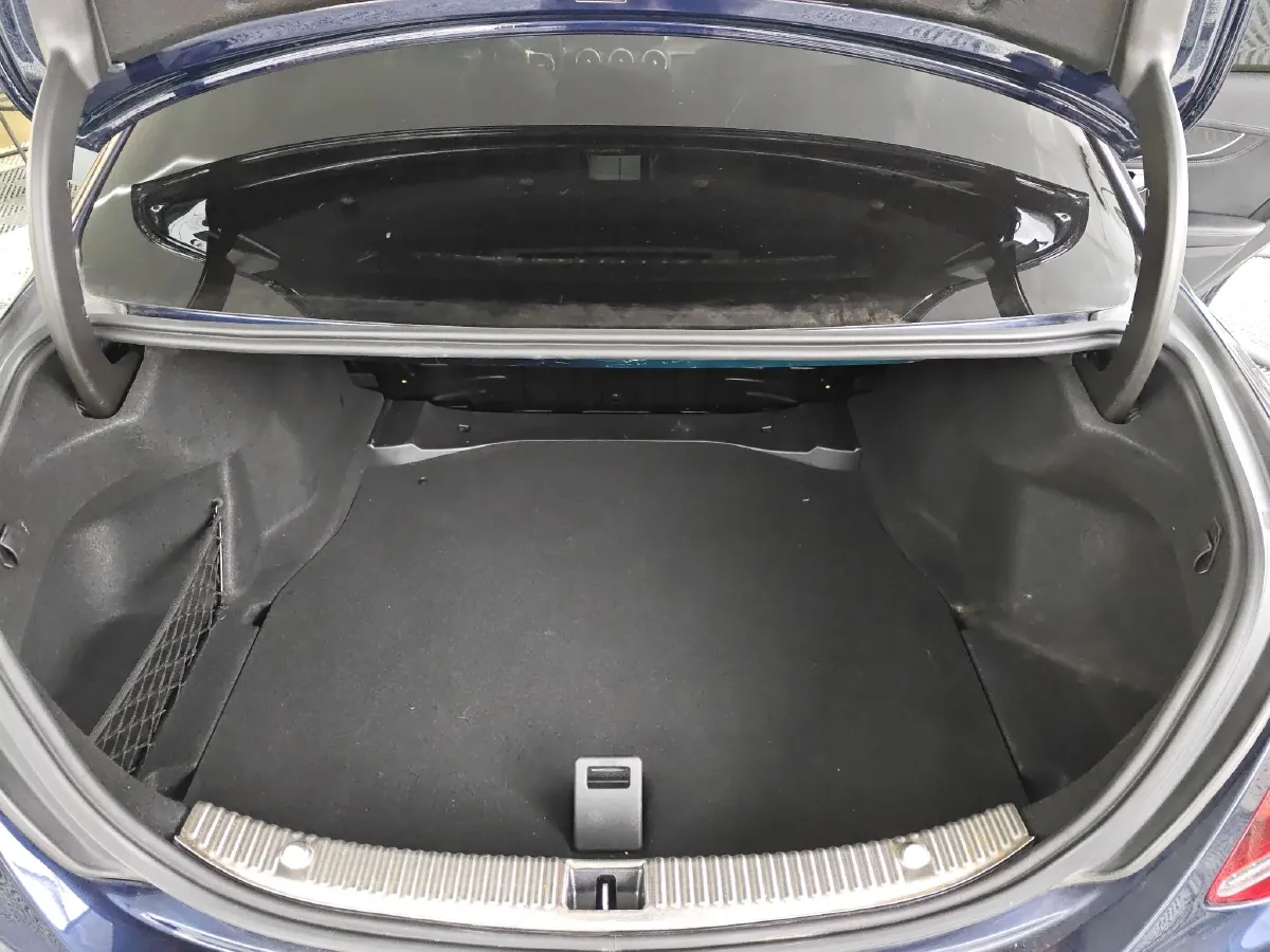 2020 Mercedes-Benz C Class 1.5T 184HP L4 9AT,autocango,china used car exporter,china ev exporter,chinese used car exporter,chinese used ev exporter