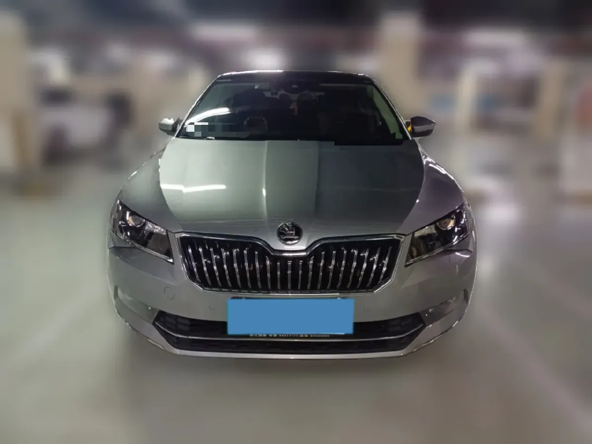 2016 Skoda Superb 1.8T 180HP L4 7DCT,autocango,china used car exporter,china ev exporter,chinese used car exporter,chinese used ev exporter