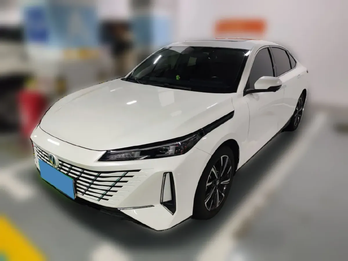 2024 ChangAn Eado 1.5T 170HP L4 7DCT,autocango,china used car exporter,china ev exporter,chinese used car exporter,chinese used ev exporter