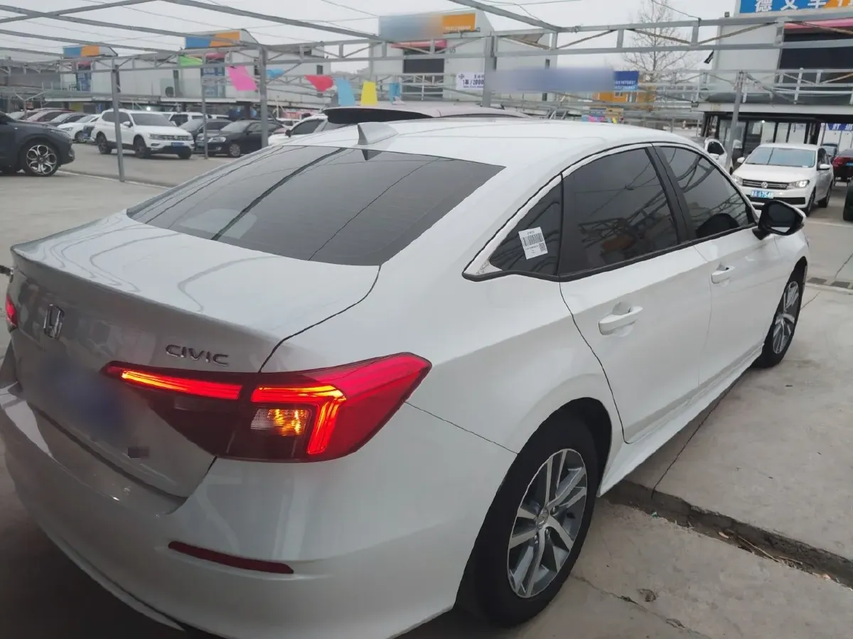 2023 Honda Civic 1.5T 182HP L4 CVT,autocango,china used car exporter,china ev exporter,chinese used car exporter,chinese used ev exporter
