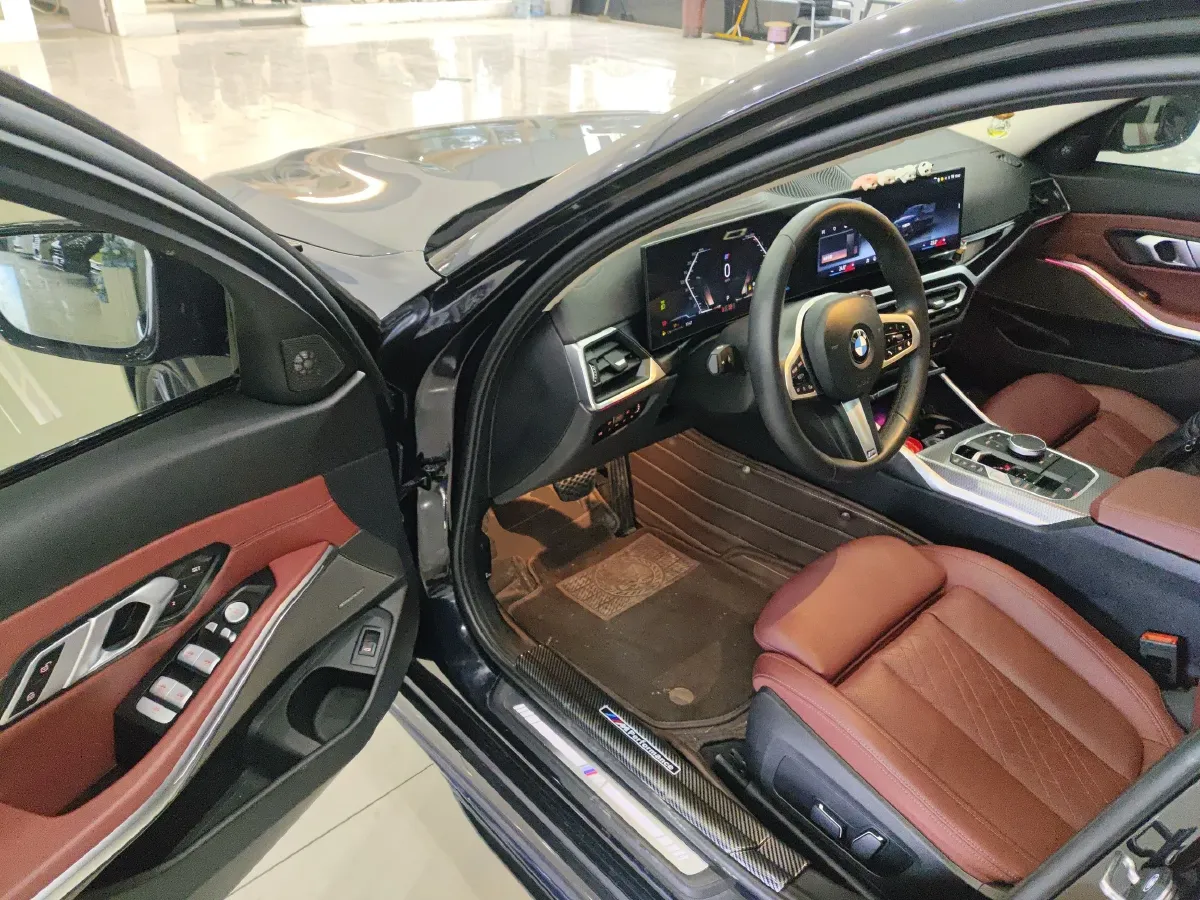 2024 BMW 3 Series 2.0T 184HP L4 8AT,autocango,china used car exporter,china ev exporter,chinese used car exporter,chinese used ev exporter