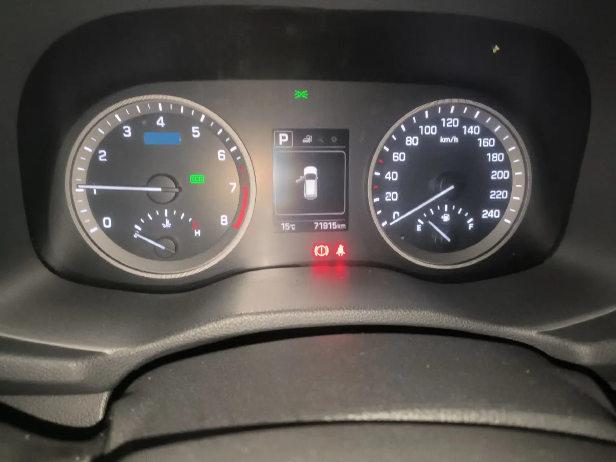 2018 HongQi H5 1.8T 186HP L4 6AT,autocango,china used car exporter,china ev exporter,chinese used car exporter,chinese used ev exporter