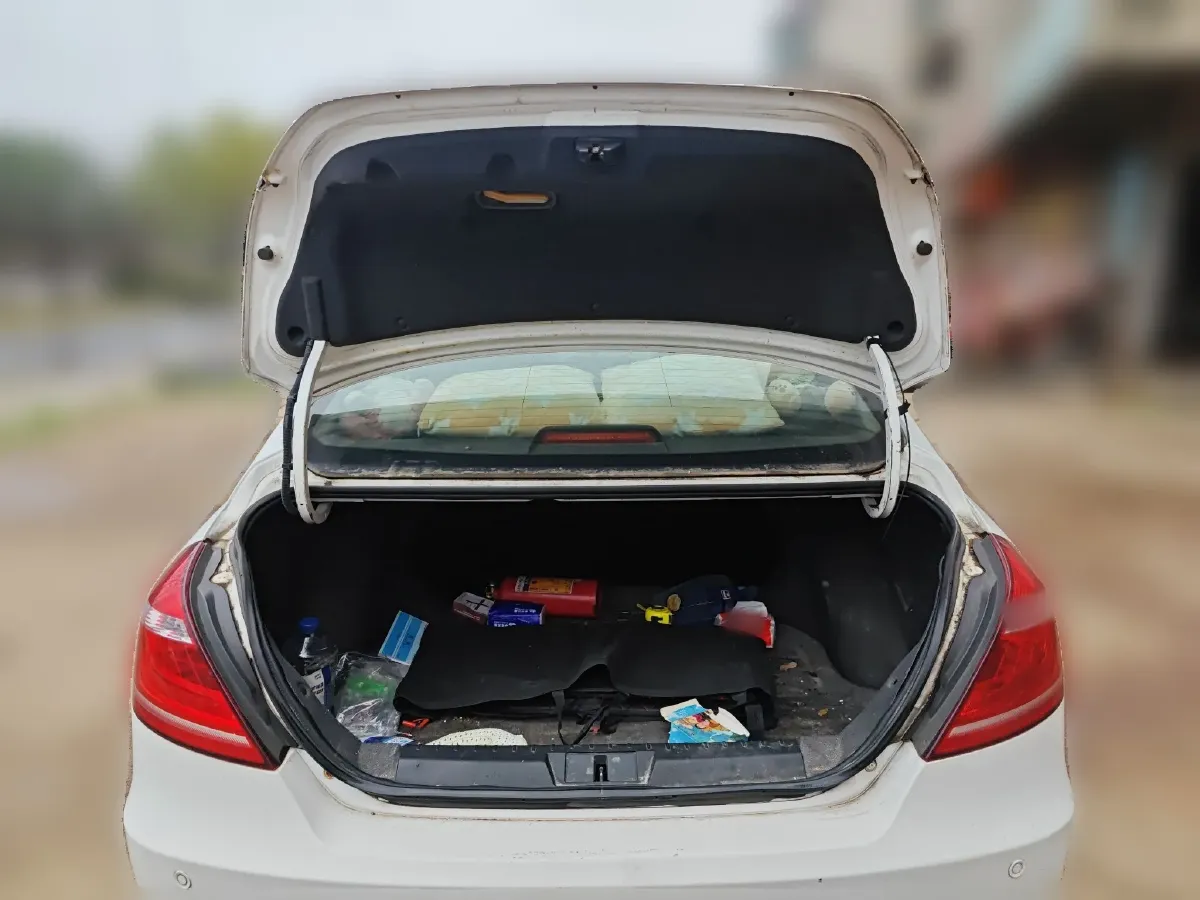 2015 Geely Emgrand 1.5L 109HP L4 CVT,autocango,china used car exporter,china ev exporter,chinese used car exporter,chinese used ev exporter