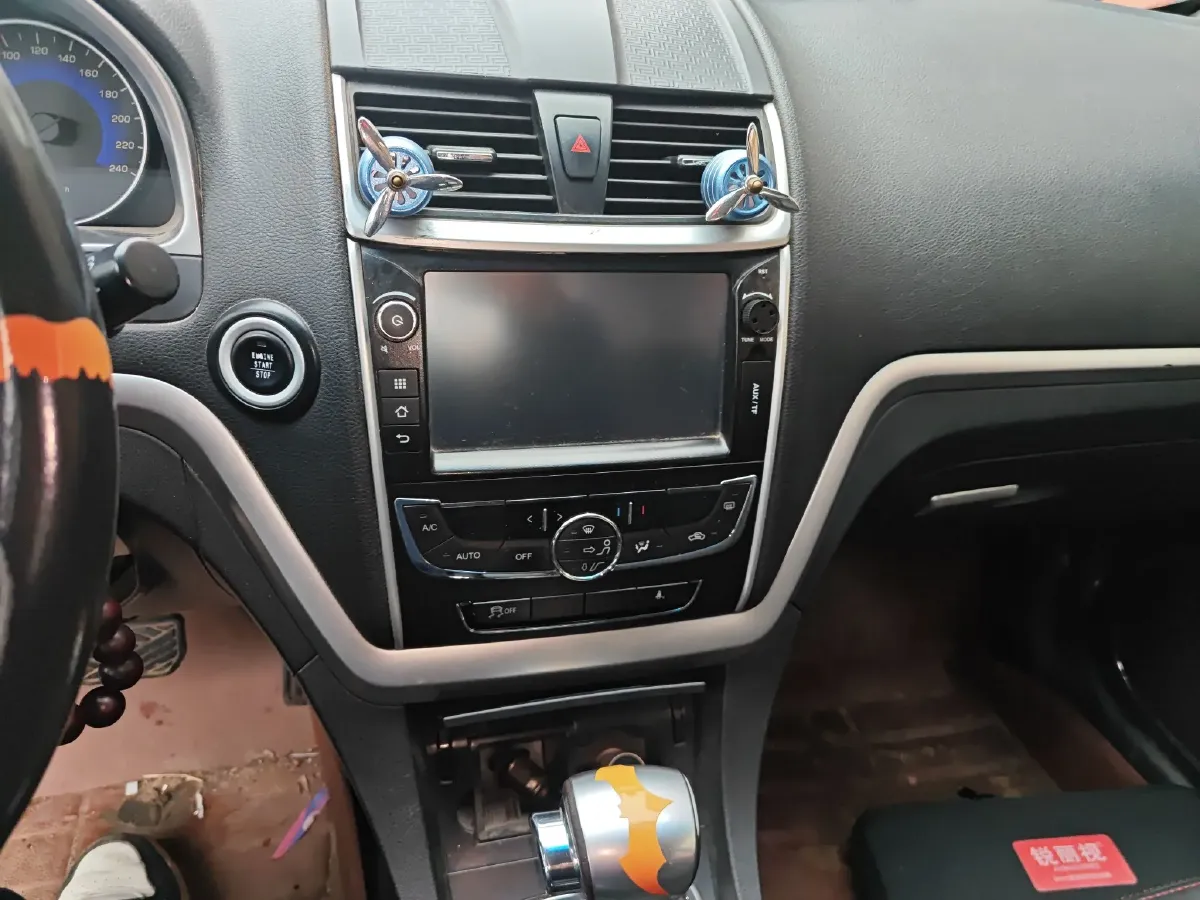 2015 Geely Emgrand 1.5L 109HP L4 CVT,autocango,china used car exporter,china ev exporter,chinese used car exporter,chinese used ev exporter