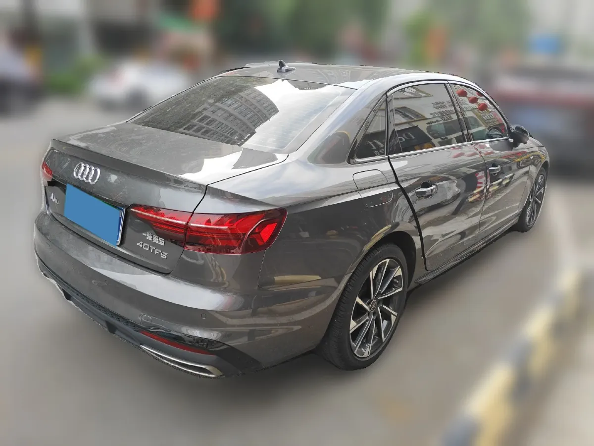 2023 Audi A4L 2.0T 190HP L4 7DCT,autocango,china used car exporter,china ev exporter,chinese used car exporter,chinese used ev exporter