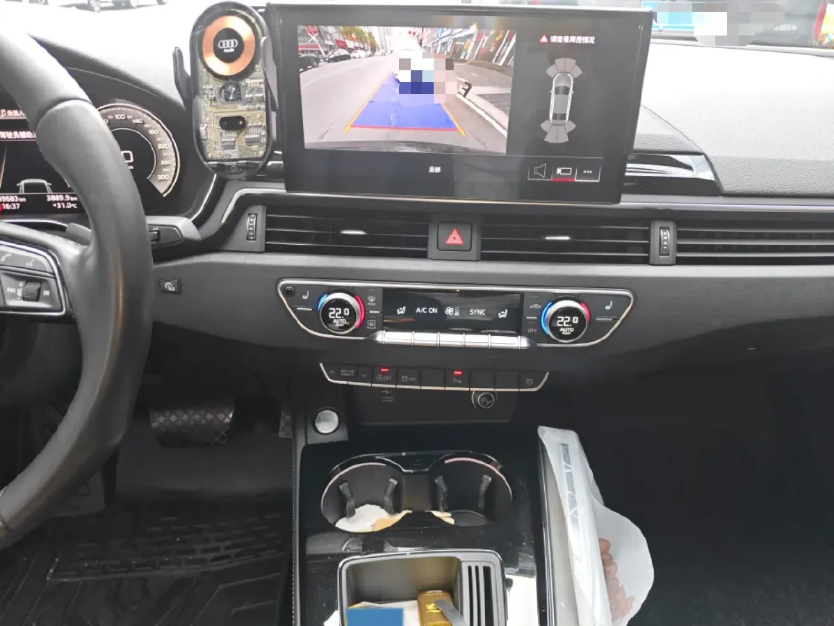 2023 Audi A4L 2.0T 190HP L4 7DCT,autocango,china used car exporter,china ev exporter,chinese used car exporter,chinese used ev exporter