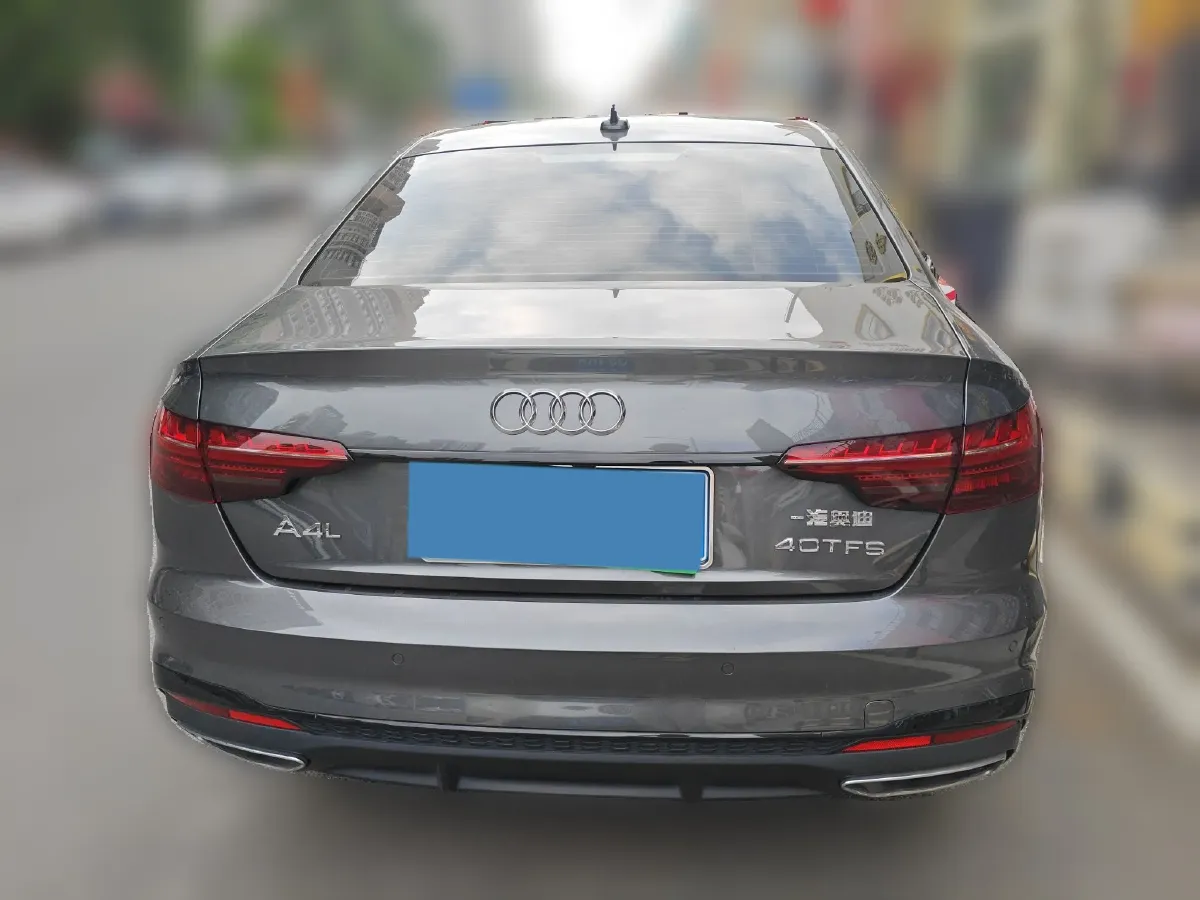 2023 Audi A4L 2.0T 190HP L4 7DCT,autocango,china used car exporter,china ev exporter,chinese used car exporter,chinese used ev exporter