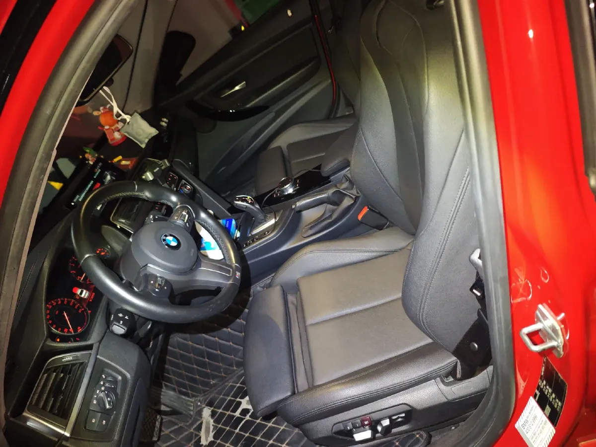 2018 BMW 3 Series 2.0T 184HP L4 8AT,autocango,china used car exporter,china ev exporter,chinese used car exporter,chinese used ev exporter