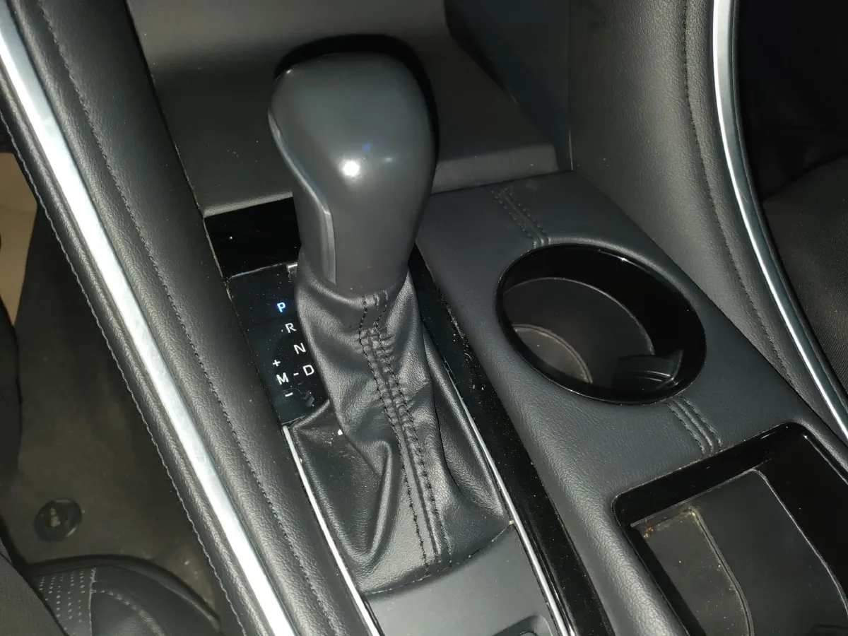 2022 Toyota Avalon 2.0L 178HP L4 CVT,autocango,china used car exporter,china ev exporter,chinese used car exporter,chinese used ev exporter