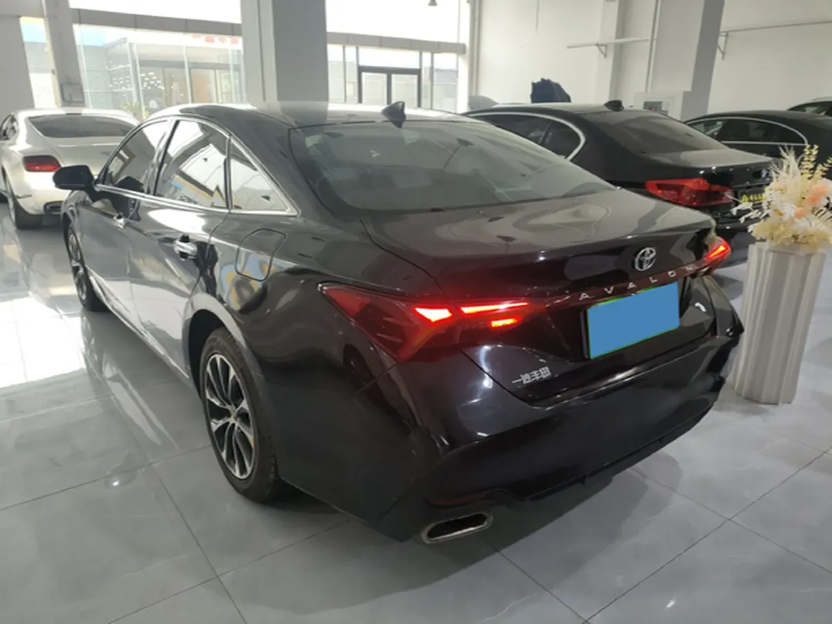 2022 Toyota Avalon 2.0L 178HP L4 CVT,autocango,china used car exporter,china ev exporter,chinese used car exporter,chinese used ev exporter