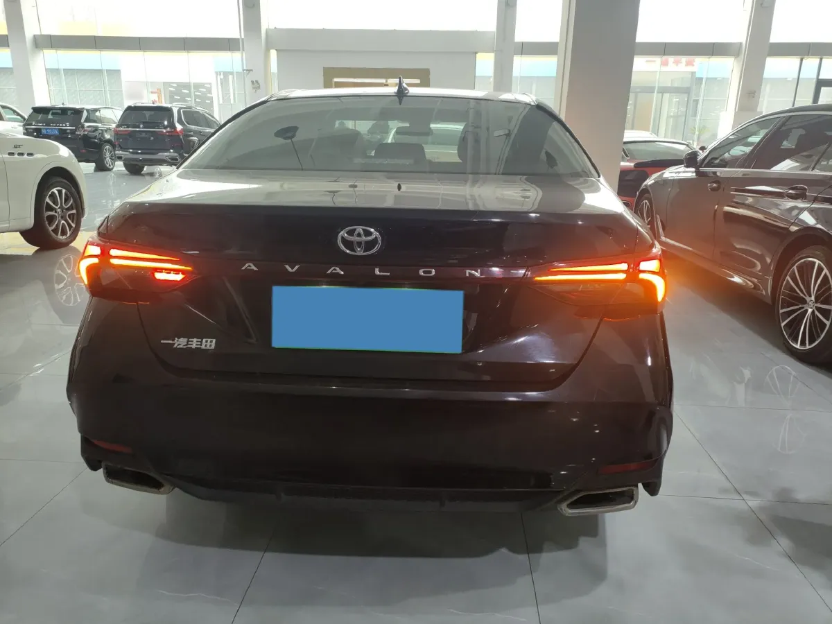 2022 Toyota Avalon 2.0L 178HP L4 CVT,autocango,china used car exporter,china ev exporter,chinese used car exporter,chinese used ev exporter