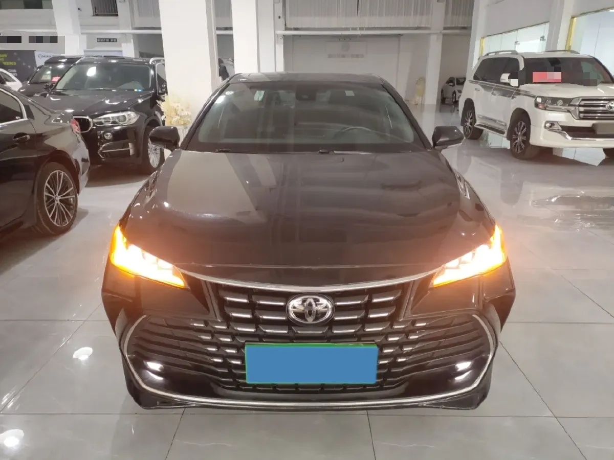 2022 Toyota Avalon 2.0L 178HP L4 CVT,autocango,china used car exporter,china ev exporter,chinese used car exporter,chinese used ev exporter
