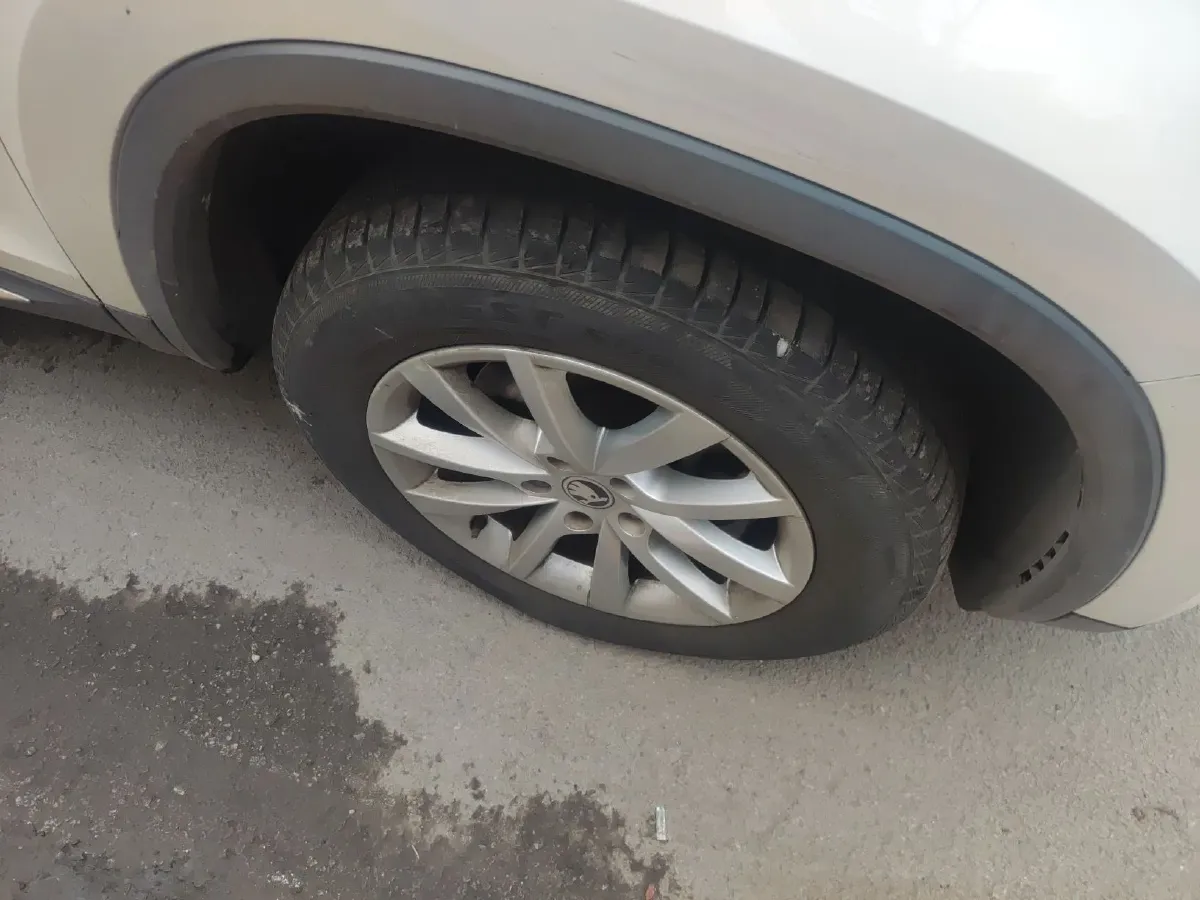 2018 Skoda Kodiak 2.0T 186HP L4 7DCT,autocango,china used car exporter,china ev exporter,chinese used car exporter,chinese used ev exporter