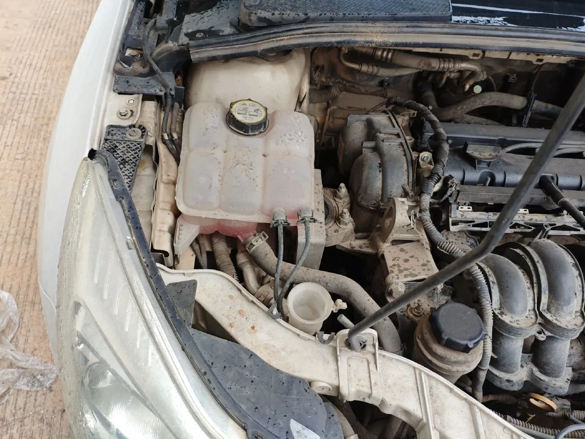 2012 Ford Focus 1.6L 125HP L4 6DCT,autocango,china used car exporter,china ev exporter,chinese used car exporter,chinese used ev exporter