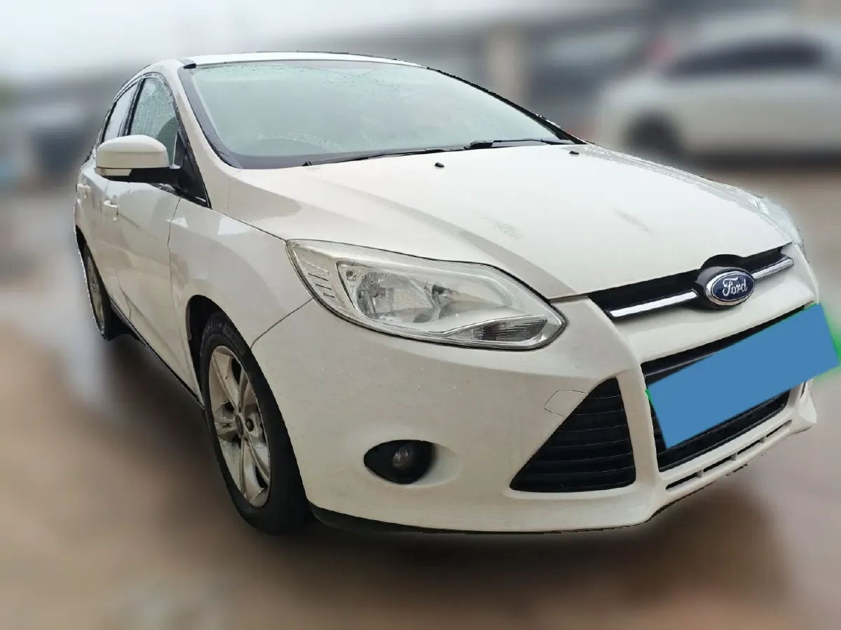 2012 Ford Focus 1.6L 125HP L4 6DCT,autocango,china used car exporter,china ev exporter,chinese used car exporter,chinese used ev exporter