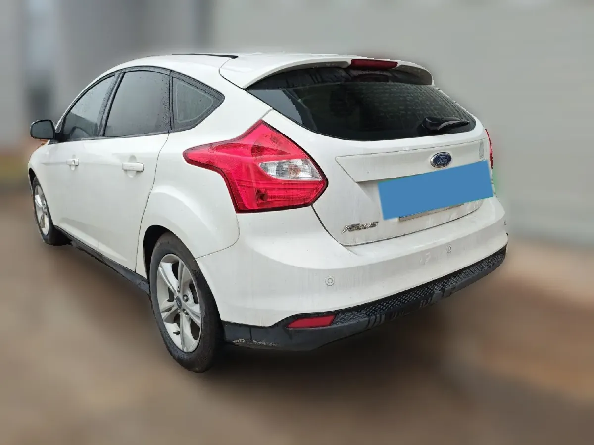 2012 Ford Focus 1.6L 125HP L4 6DCT,autocango,china used car exporter,china ev exporter,chinese used car exporter,chinese used ev exporter