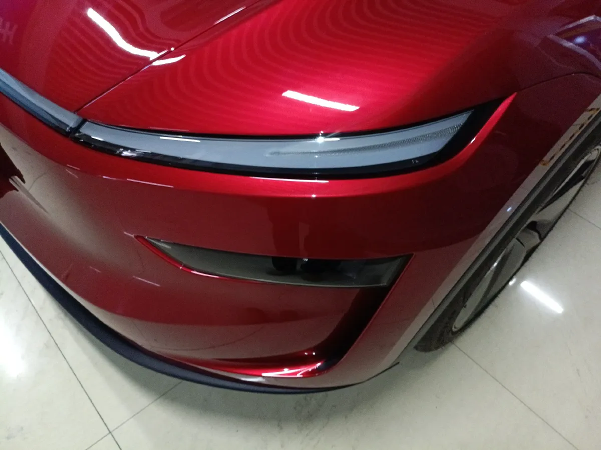 2025 Tesla Model Y BEV 62.5KWH,autocango,china used car exporter,china ev exporter,chinese used car exporter,chinese used ev exporter