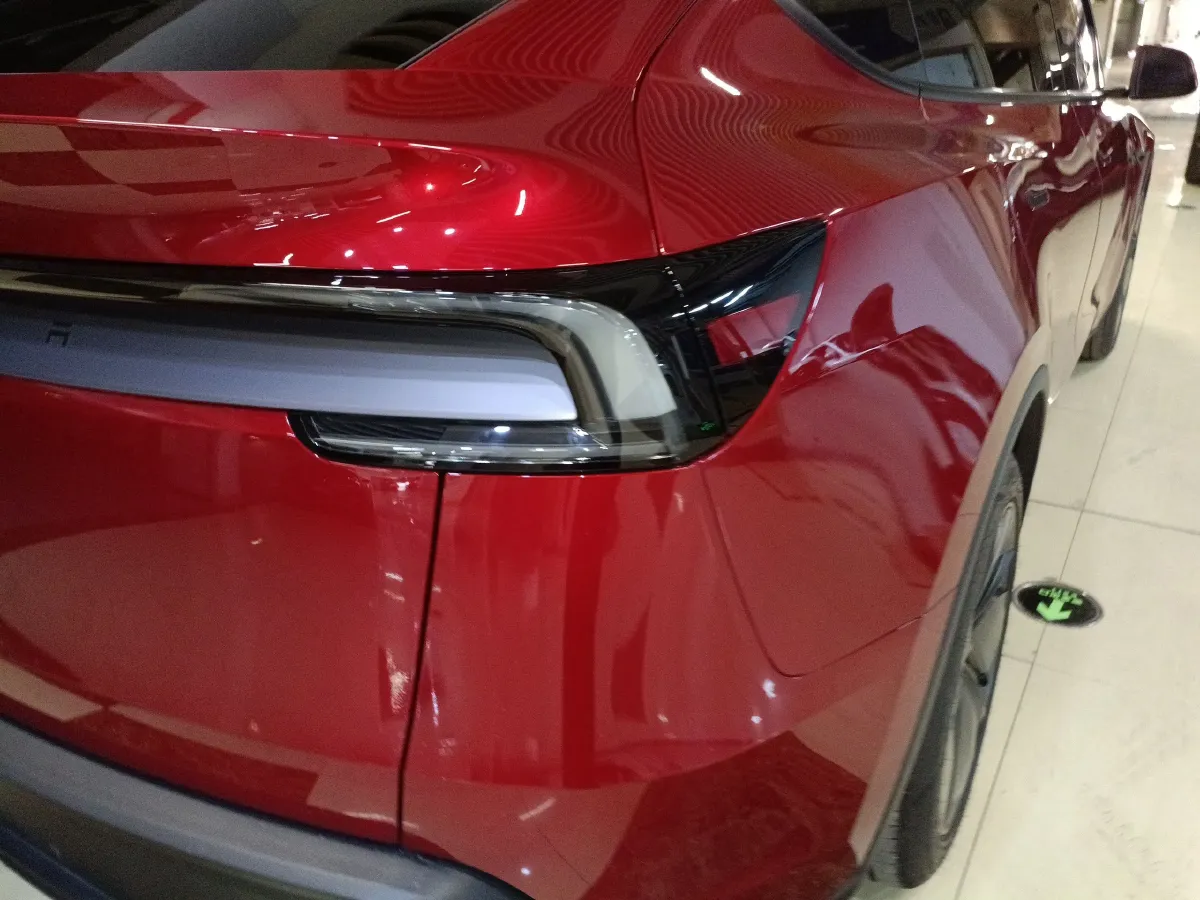 2025 Tesla Model Y BEV 62.5KWH,autocango,china used car exporter,china ev exporter,chinese used car exporter,chinese used ev exporter