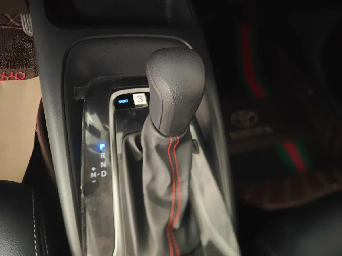 2021 Toyota Corolla 1.2T 116HP L4 CVT,autocango,china used car exporter,china ev exporter,chinese used car exporter,chinese used ev exporter