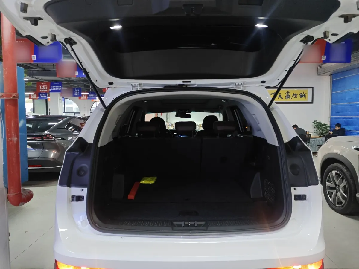 2023 Jetour X90 Plus 1.6T 197HP L4 7DCT,autocango,china used car exporter,china ev exporter,chinese used car exporter,chinese used ev exporter