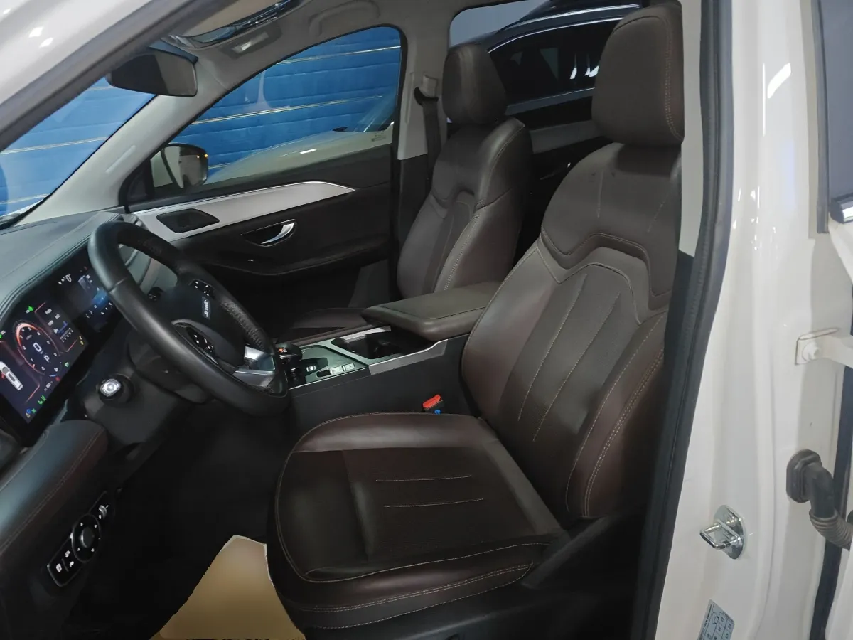 2023 Jetour X90 Plus 1.6T 197HP L4 7DCT,autocango,china used car exporter,china ev exporter,chinese used car exporter,chinese used ev exporter