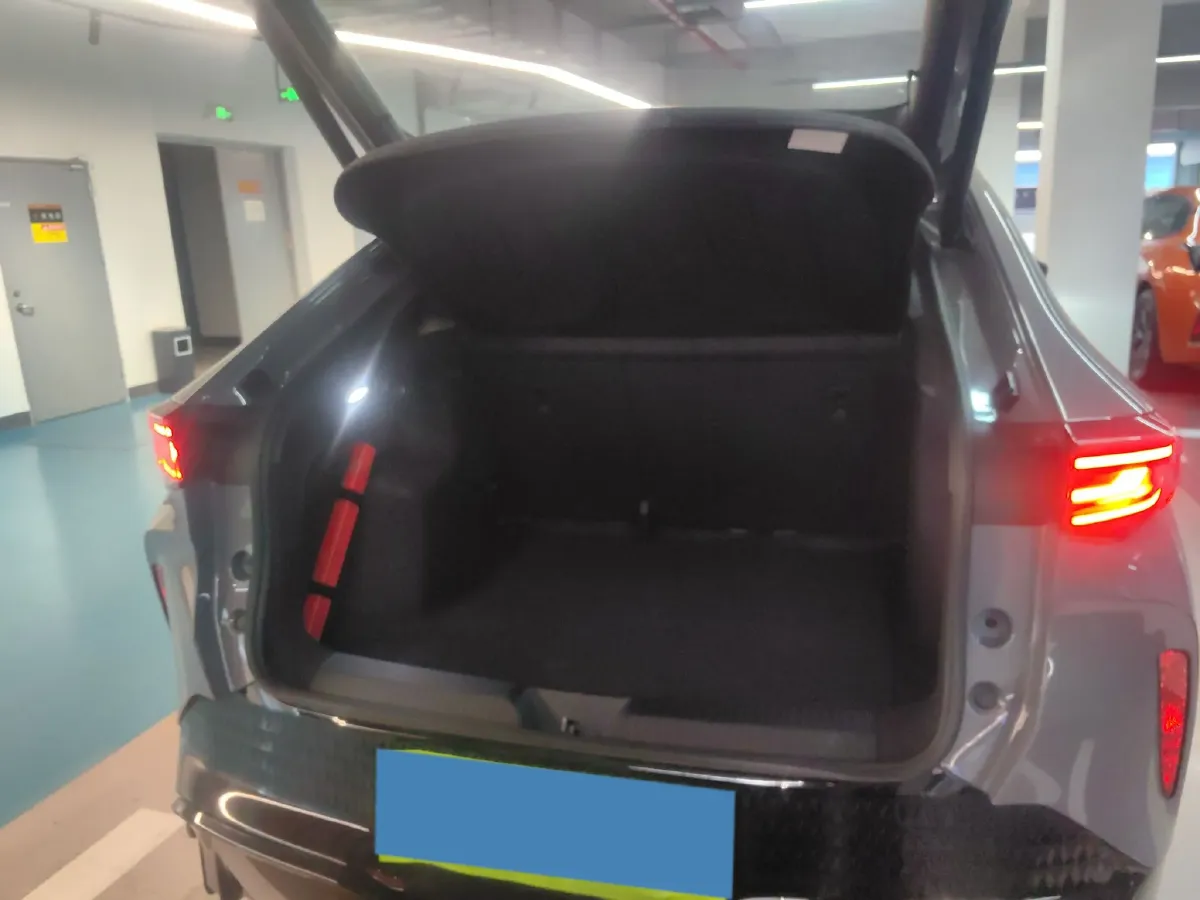 2024 Volkswagen ID.UNYX 06 BEV 80.2KWH,autocango,china used car exporter,china ev exporter,chinese used car exporter,chinese used ev exporter