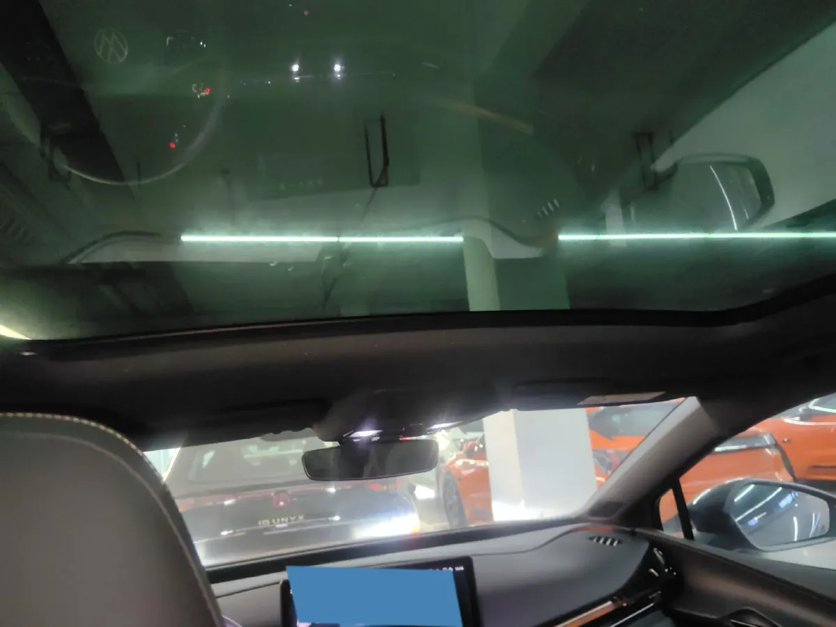 2024 Volkswagen ID.UNYX 06 BEV 80.2KWH,autocango,china used car exporter,china ev exporter,chinese used car exporter,chinese used ev exporter