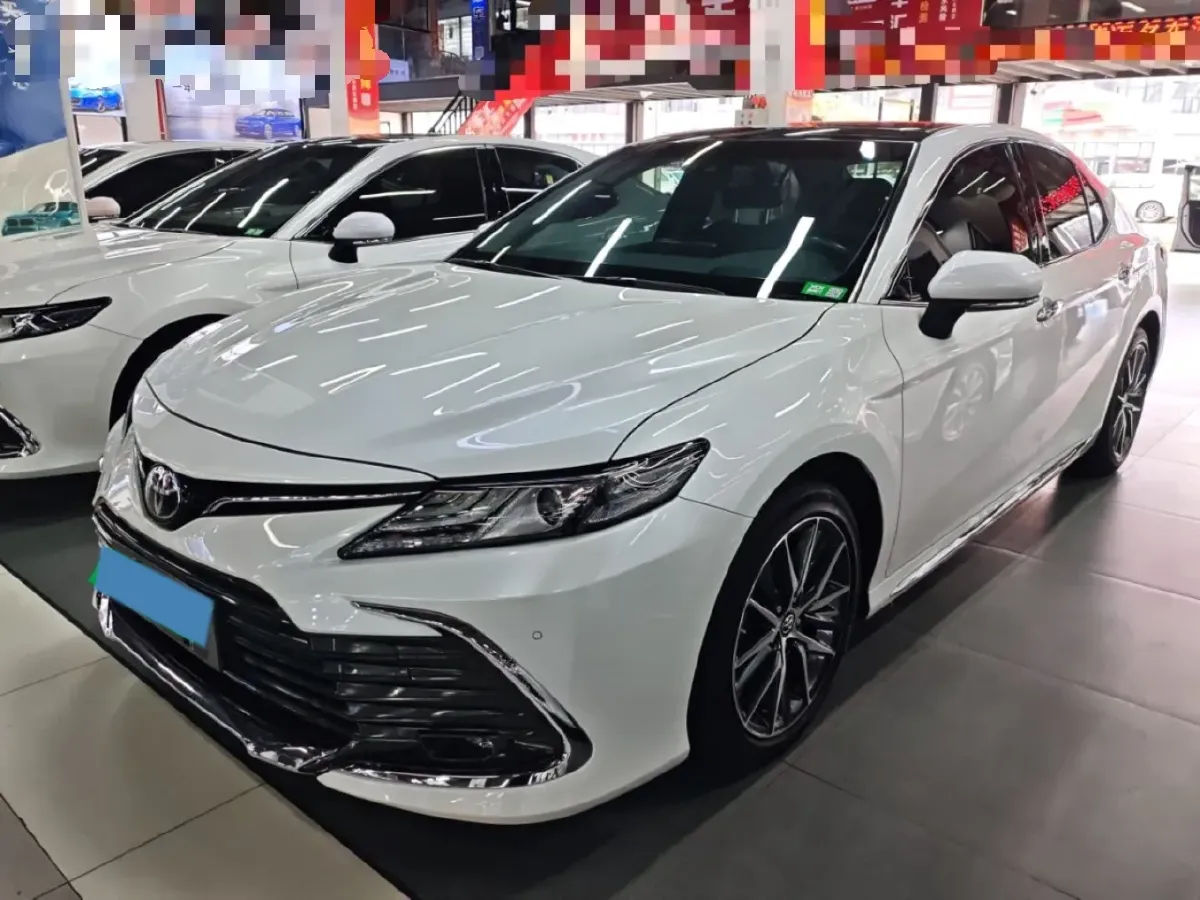 2023 Toyota Camry 2.5L 207HP L4 8AT,autocango,china used car exporter,china ev exporter,chinese used car exporter,chinese used ev exporter