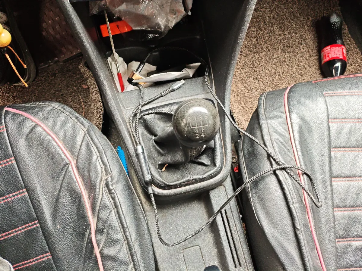 2013 Volkswagen Santana 1.6L 110HP L4 5MT,autocango,china used car exporter,china ev exporter,chinese used car exporter,chinese used ev exporter