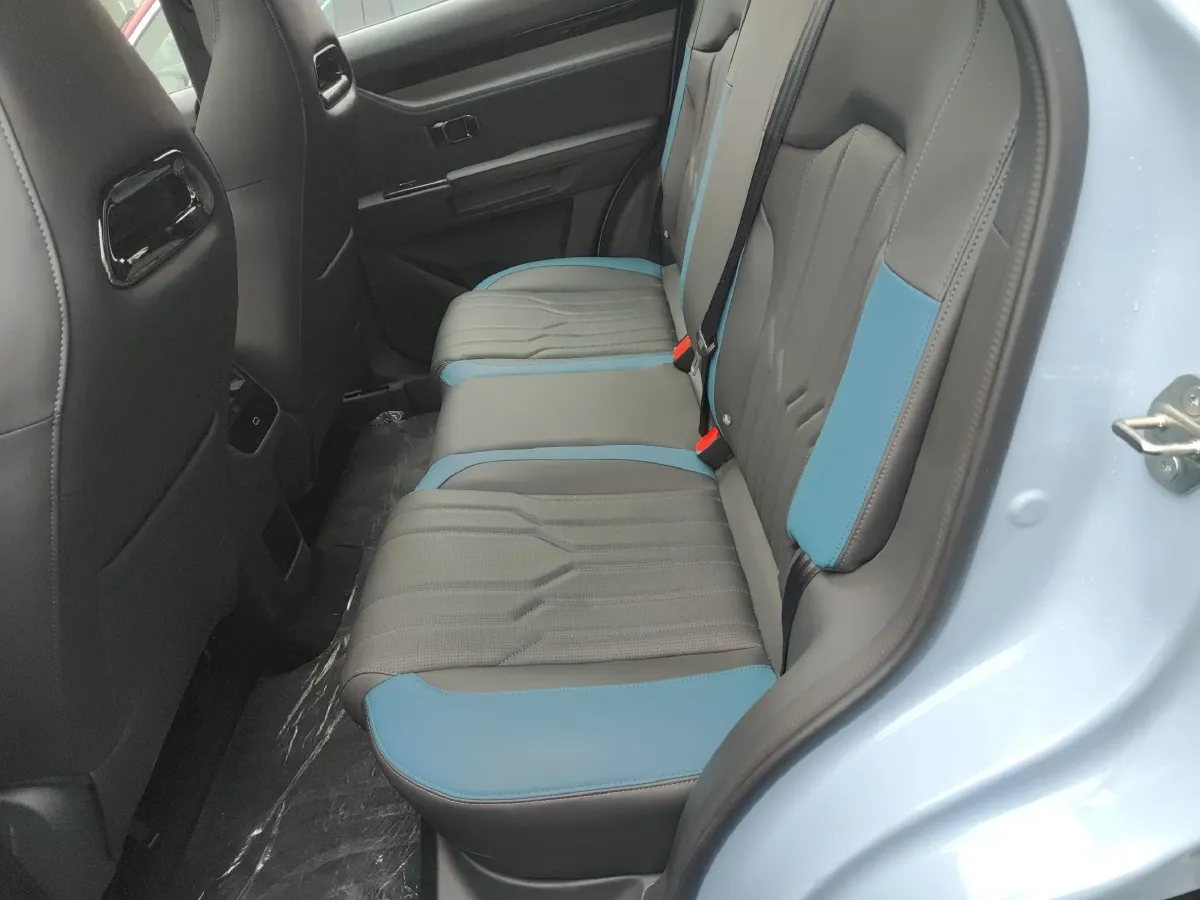 2024 Jetour ShanHai L6 1.5T 156HP L4 1DHT PHEV 19.43KWH,autocango,china used car exporter,china ev exporter,chinese used car exporter,chinese used ev exporter