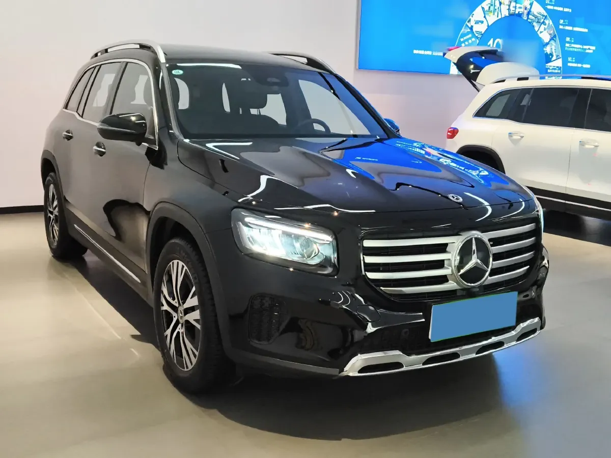 2024 Mercedes-Benz GLB Class 2.0T 190HP L4 8DCT,autocango,china used car exporter,china ev exporter,chinese used car exporter,chinese used ev exporter