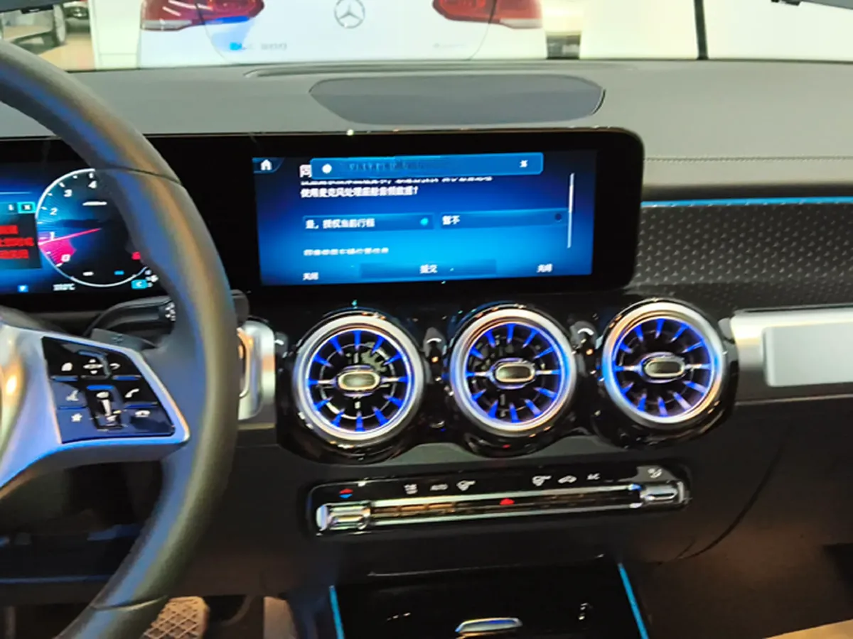 2024 Mercedes-Benz GLB Class 2.0T 190HP L4 8DCT,autocango,china used car exporter,china ev exporter,chinese used car exporter,chinese used ev exporter