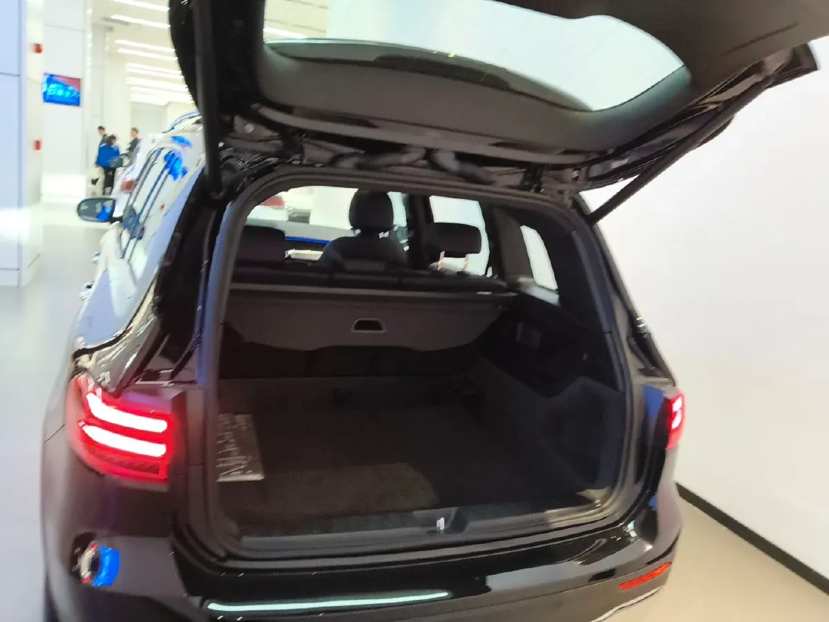 2024 Mercedes-Benz GLB Class 2.0T 190HP L4 8DCT,autocango,china used car exporter,china ev exporter,chinese used car exporter,chinese used ev exporter