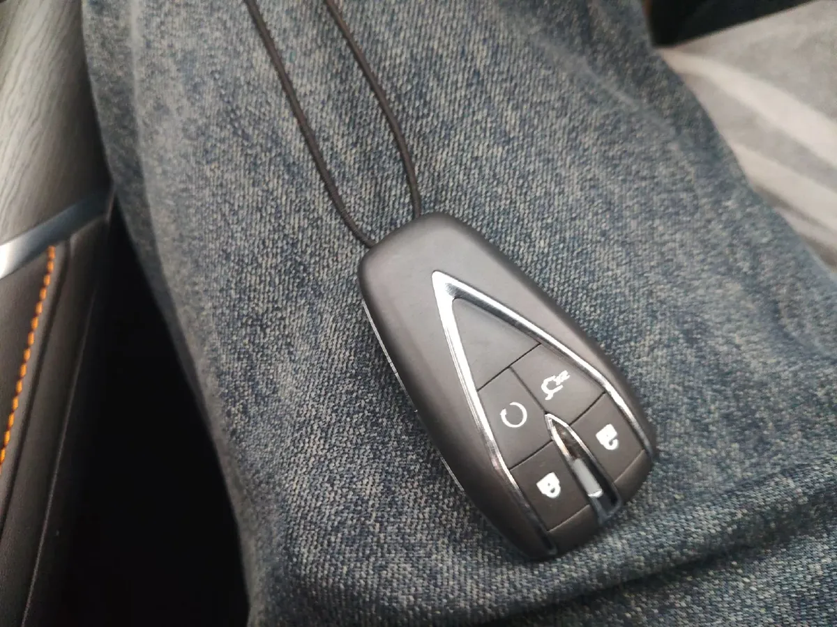 2025 ChangAn CS75 Plus 1.5T 192HP L4 8AT,autocango,china used car exporter,china ev exporter,chinese used car exporter,chinese used ev exporter