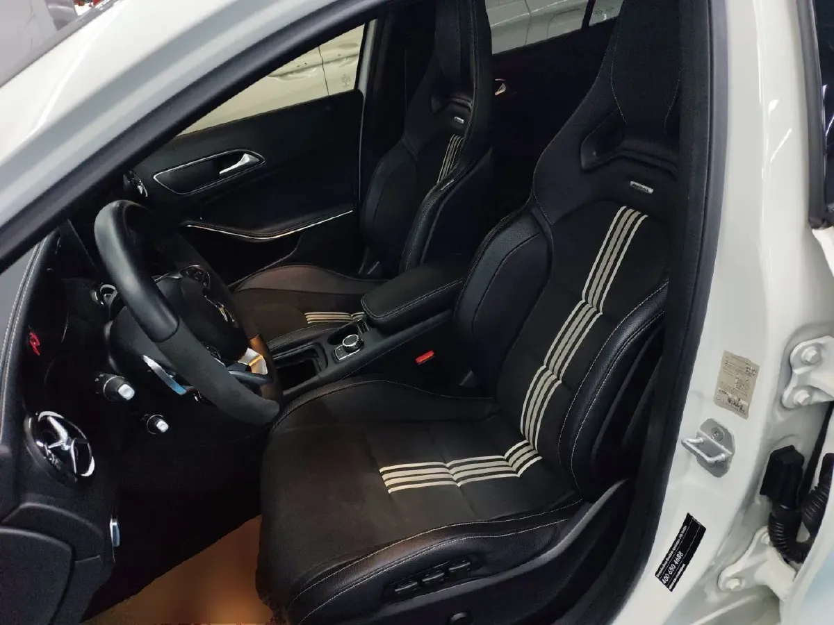 2018 Mercedes-Benz GLA Class 1.6T 156HP L4 7DCT,autocango,china used car exporter,china ev exporter,chinese used car exporter,chinese used ev exporter