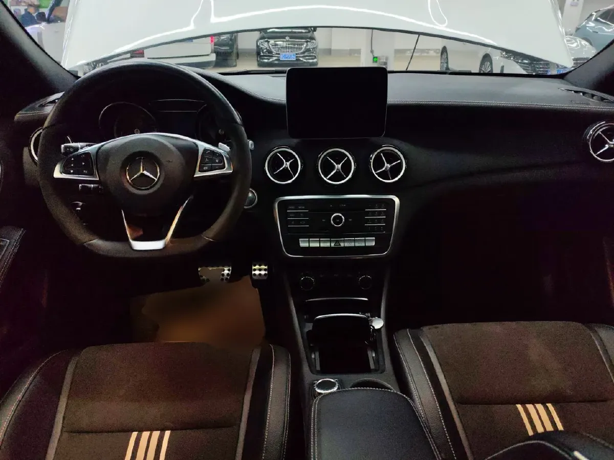 2018 Mercedes-Benz GLA Class 1.6T 156HP L4 7DCT,autocango,china used car exporter,china ev exporter,chinese used car exporter,chinese used ev exporter