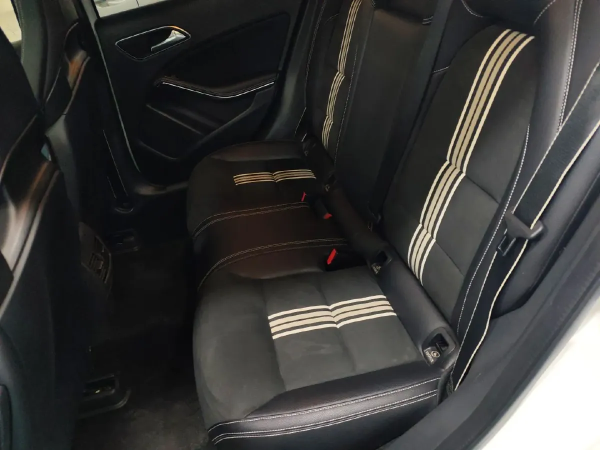 2018 Mercedes-Benz GLA Class 1.6T 156HP L4 7DCT,autocango,china used car exporter,china ev exporter,chinese used car exporter,chinese used ev exporter